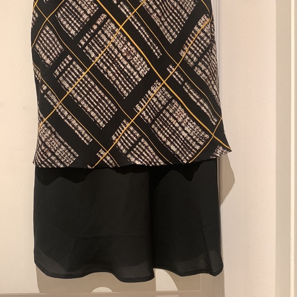 NWT. Rickie’s tunic blouse - Picture 4 of 7